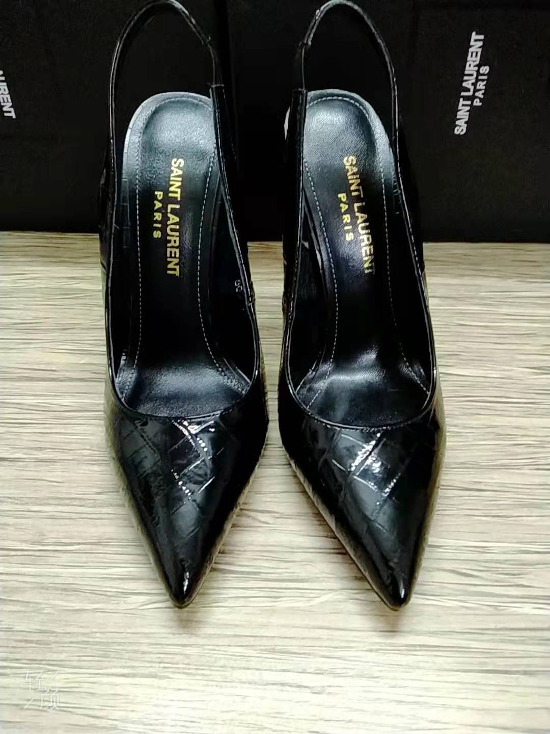 2XSL157ZDE Stylish leather high heels(10.5cm)