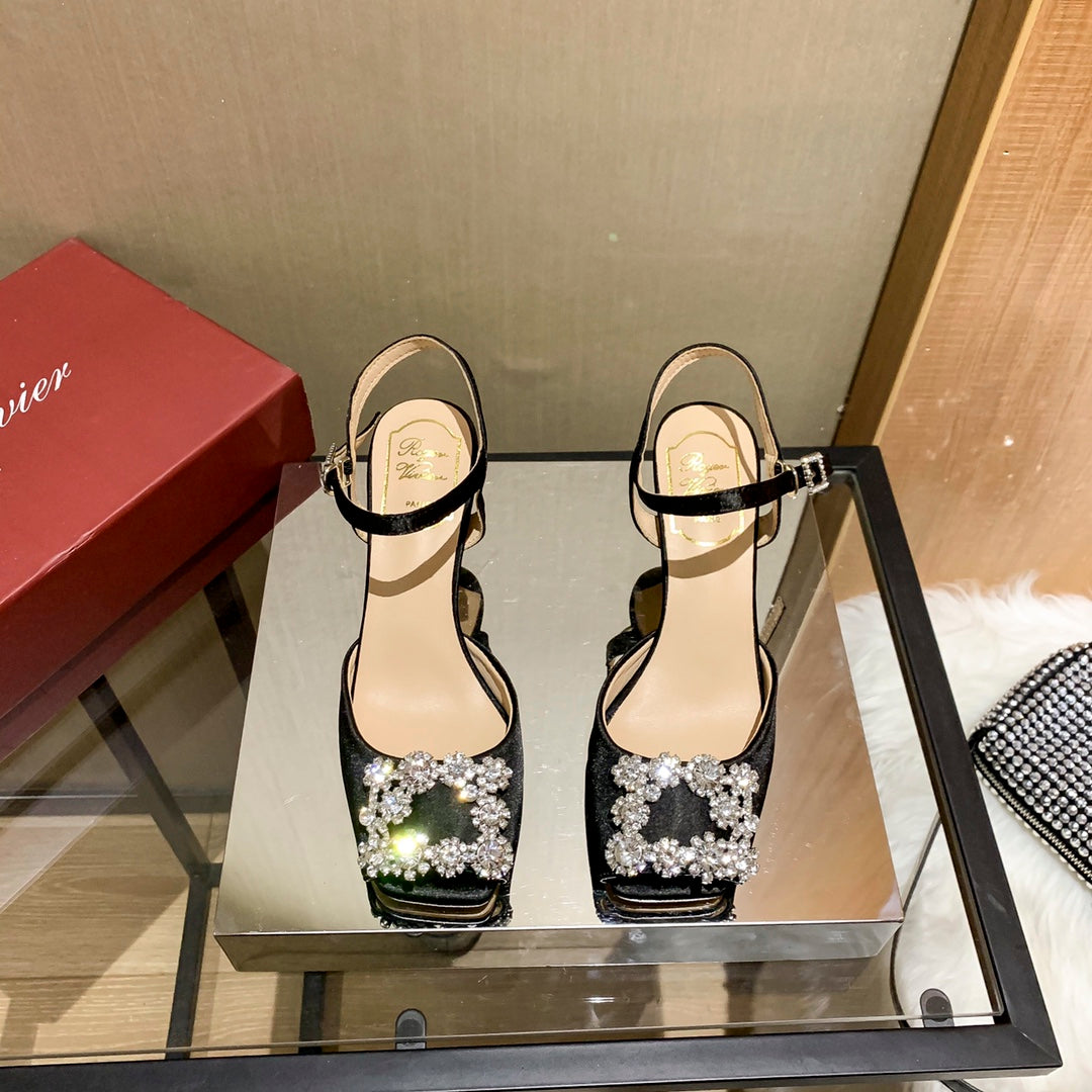 14A82ZDE Stylish High heels