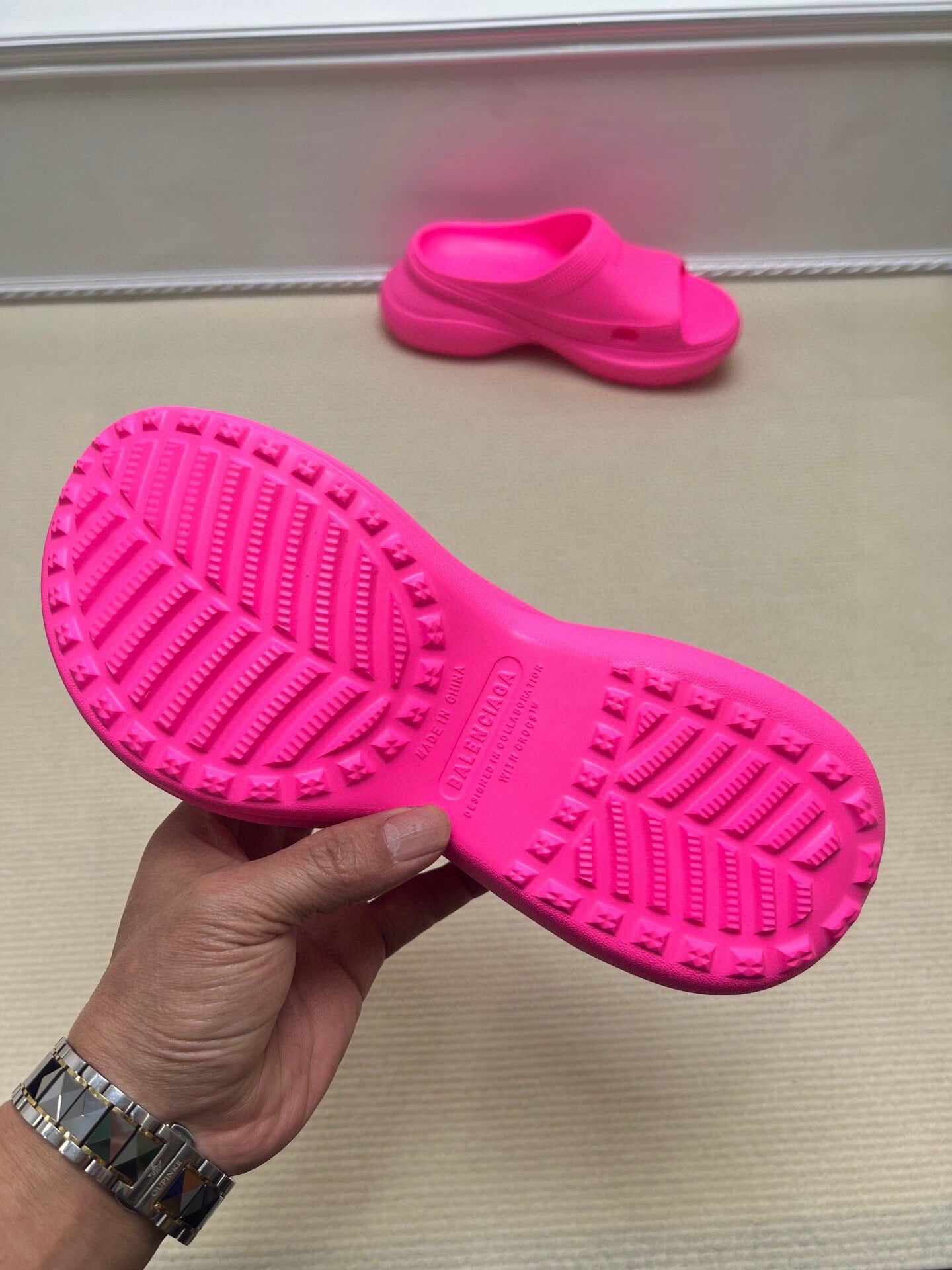 54J41ZDE Stylish slippers Sole thickness 6cm