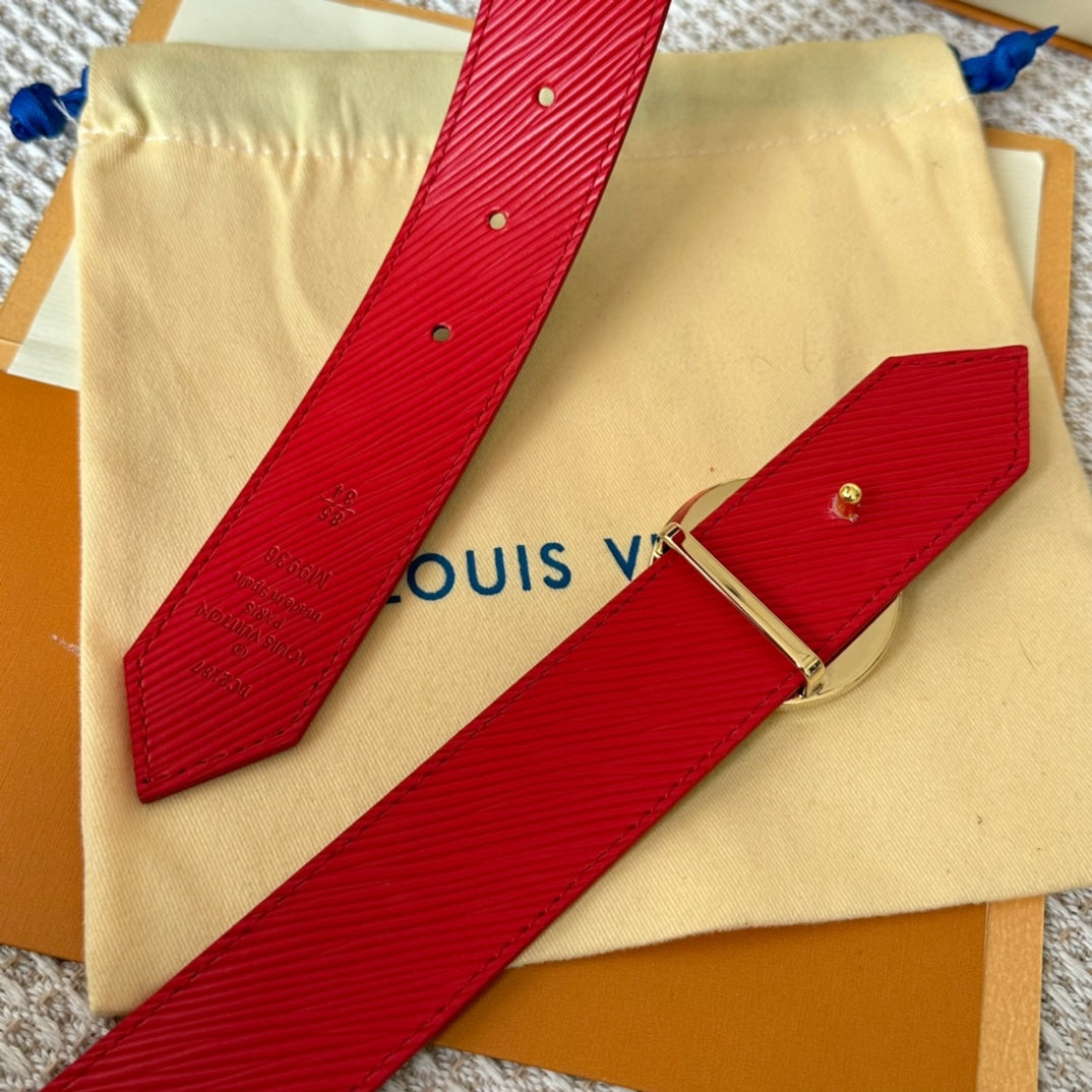 14E141PDE Stylish High quality belt With full package