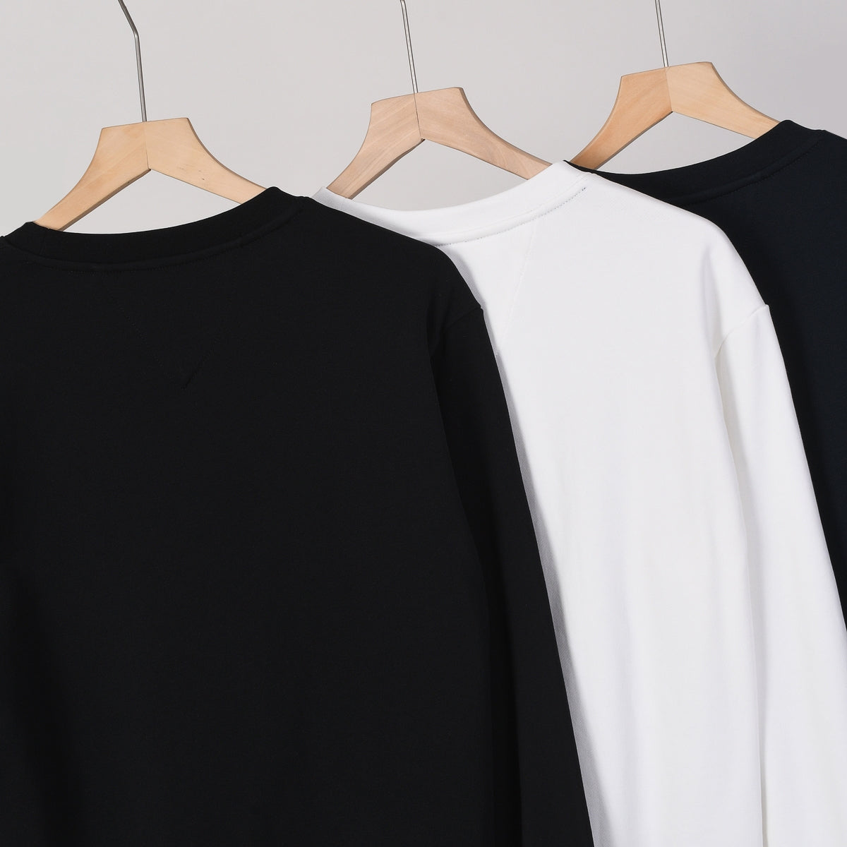 175ZA84UDE Stylish Sweaters