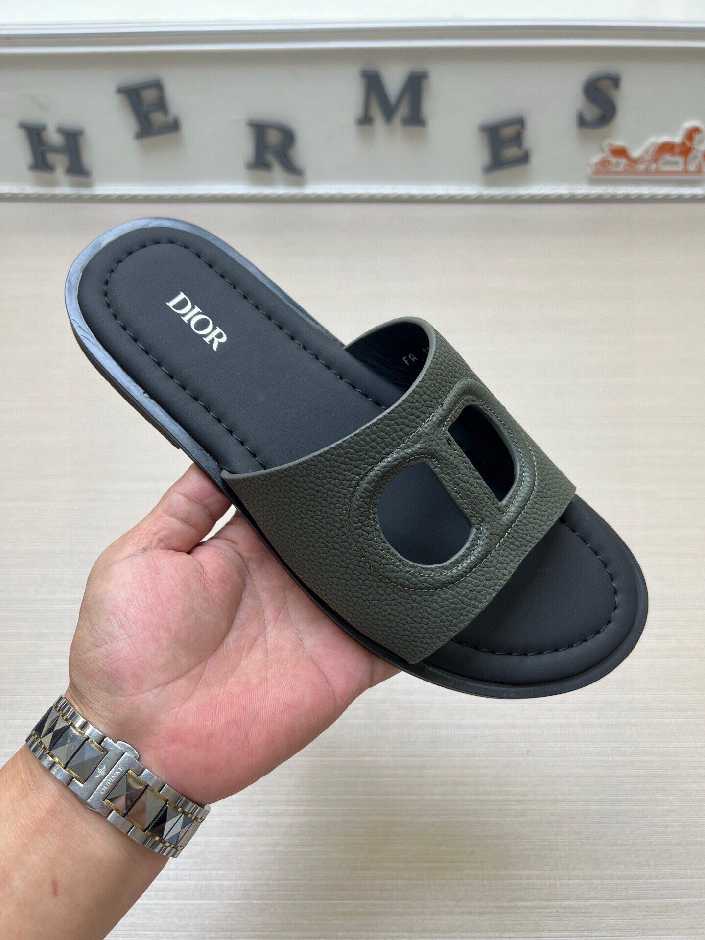 535ZD306ZDE Stylish Slippers