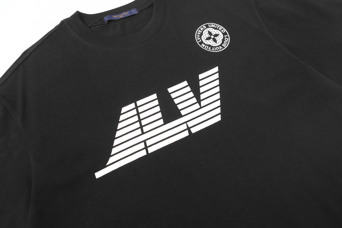 145RE149UDE Stylish T-shirt
