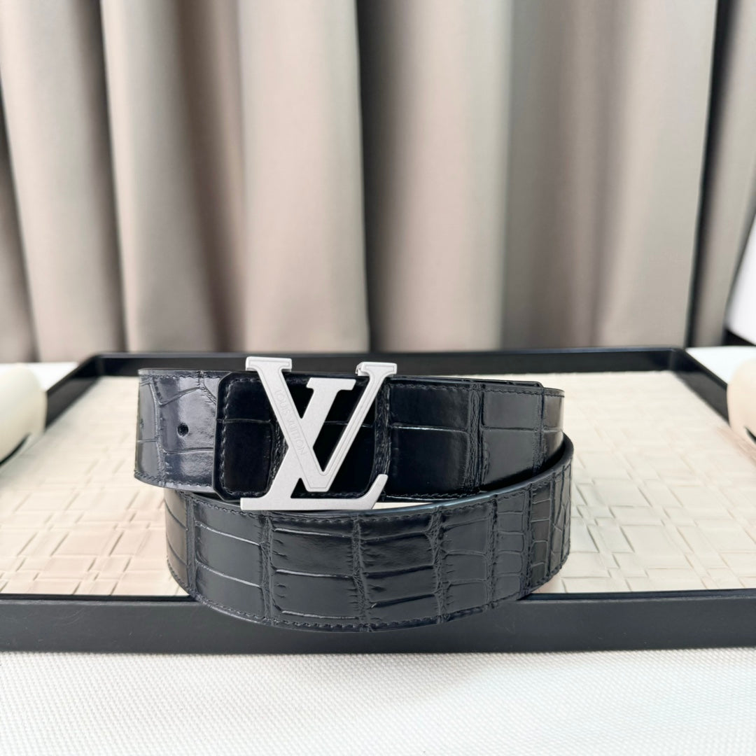 14E24PDE Stylish High quality belt With full package