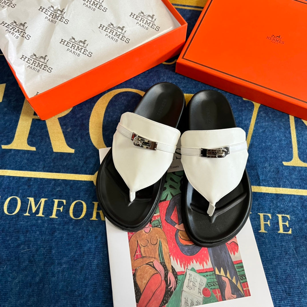 14H3ZDE Stylish Slippers