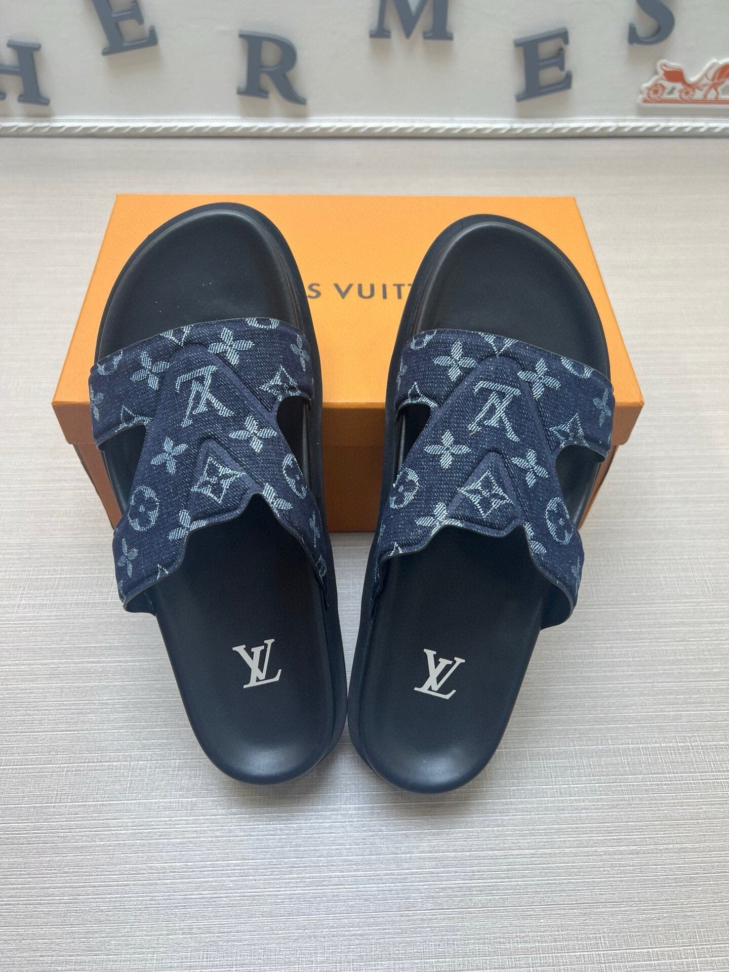 5LE226ZDE Stylish Slippers