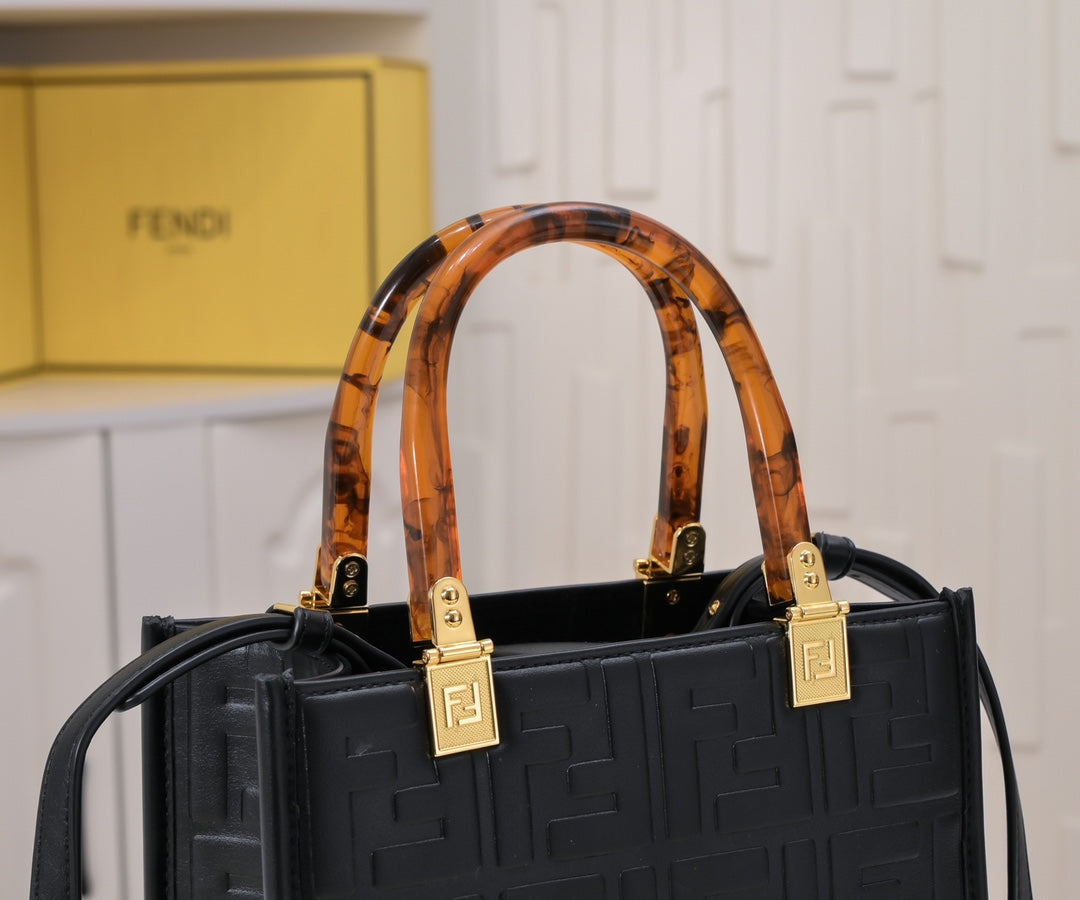 2XF23BDE Stylish leather bag