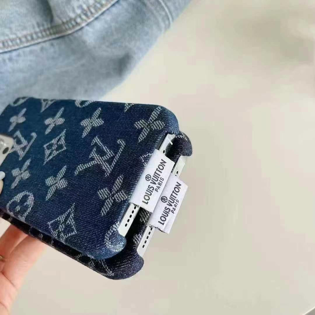 135RE200ADE Stylish Phone Case