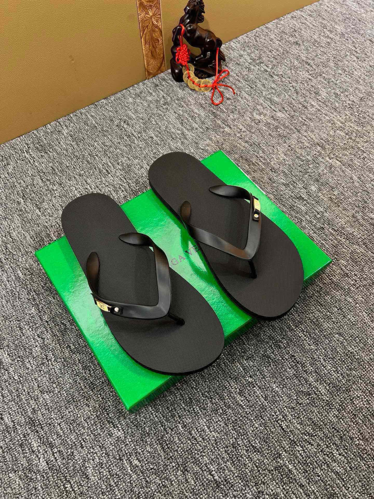 535ZA293ZDE Stylish Slippers