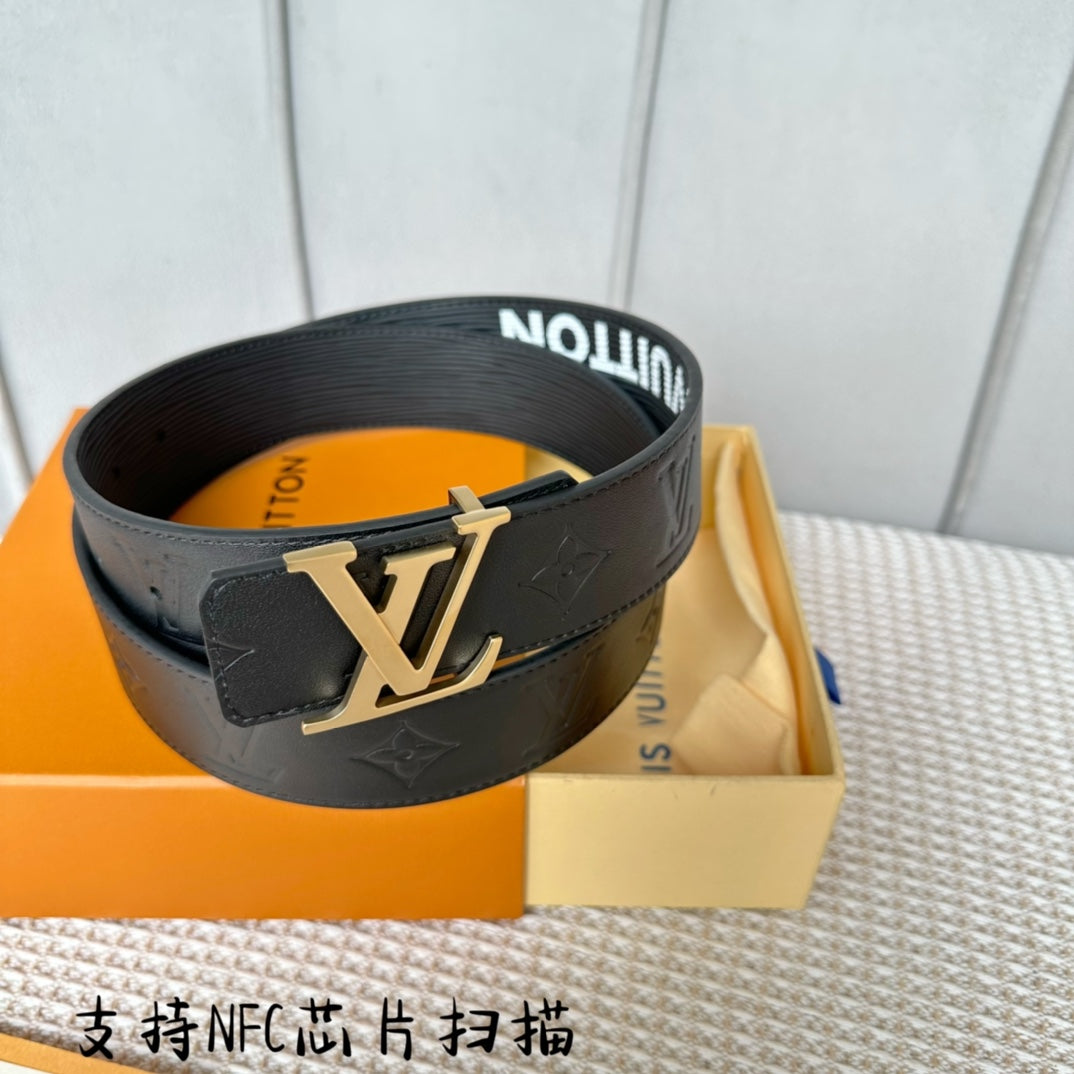 14E57PDE Stylish High quality belt With full package