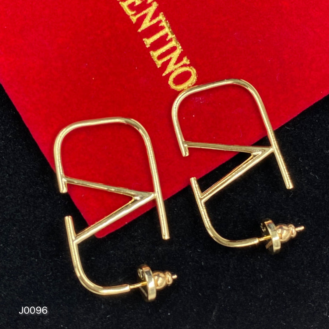 1XVL442EDE Stylish Earrings