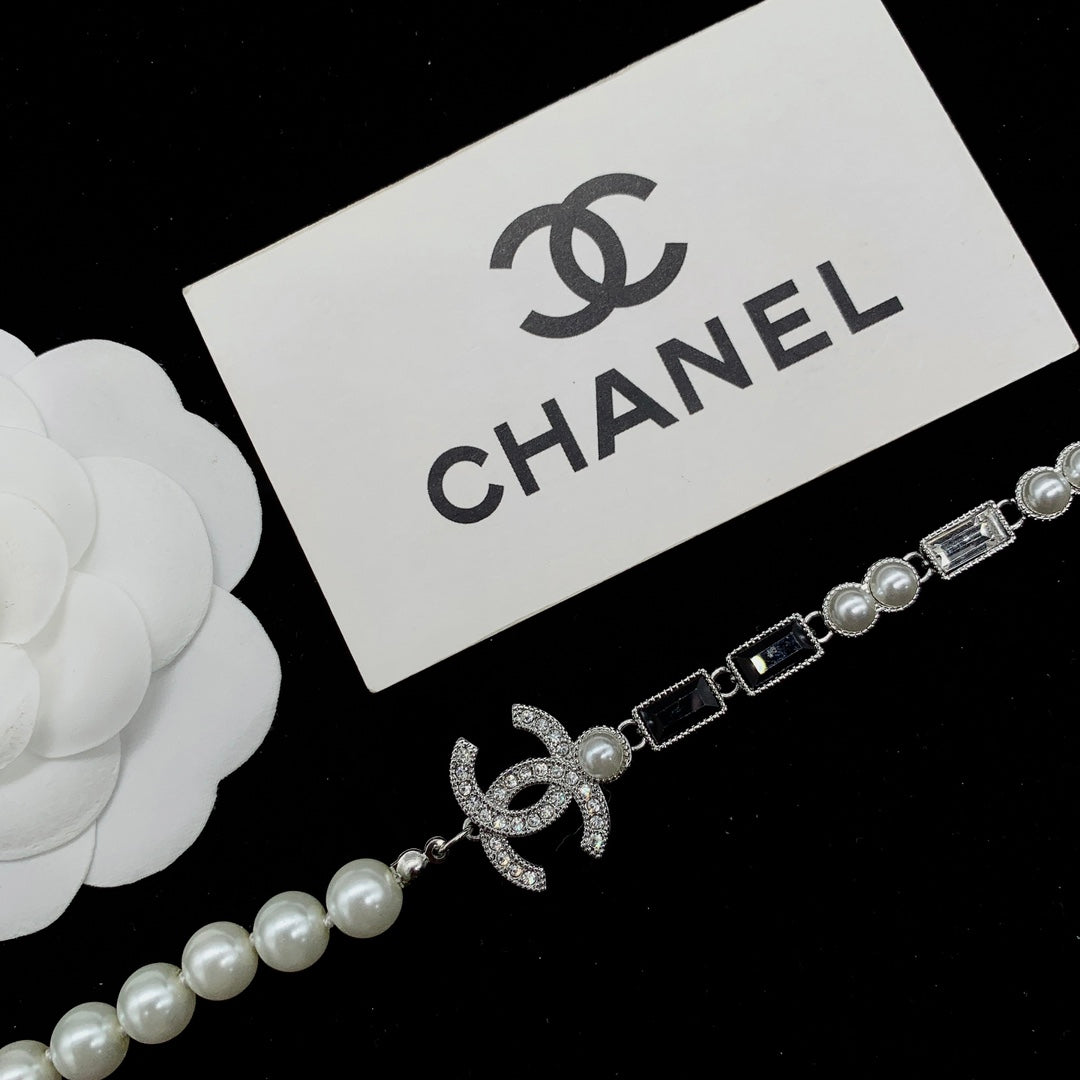 14C961XDE Stylish Necklaces