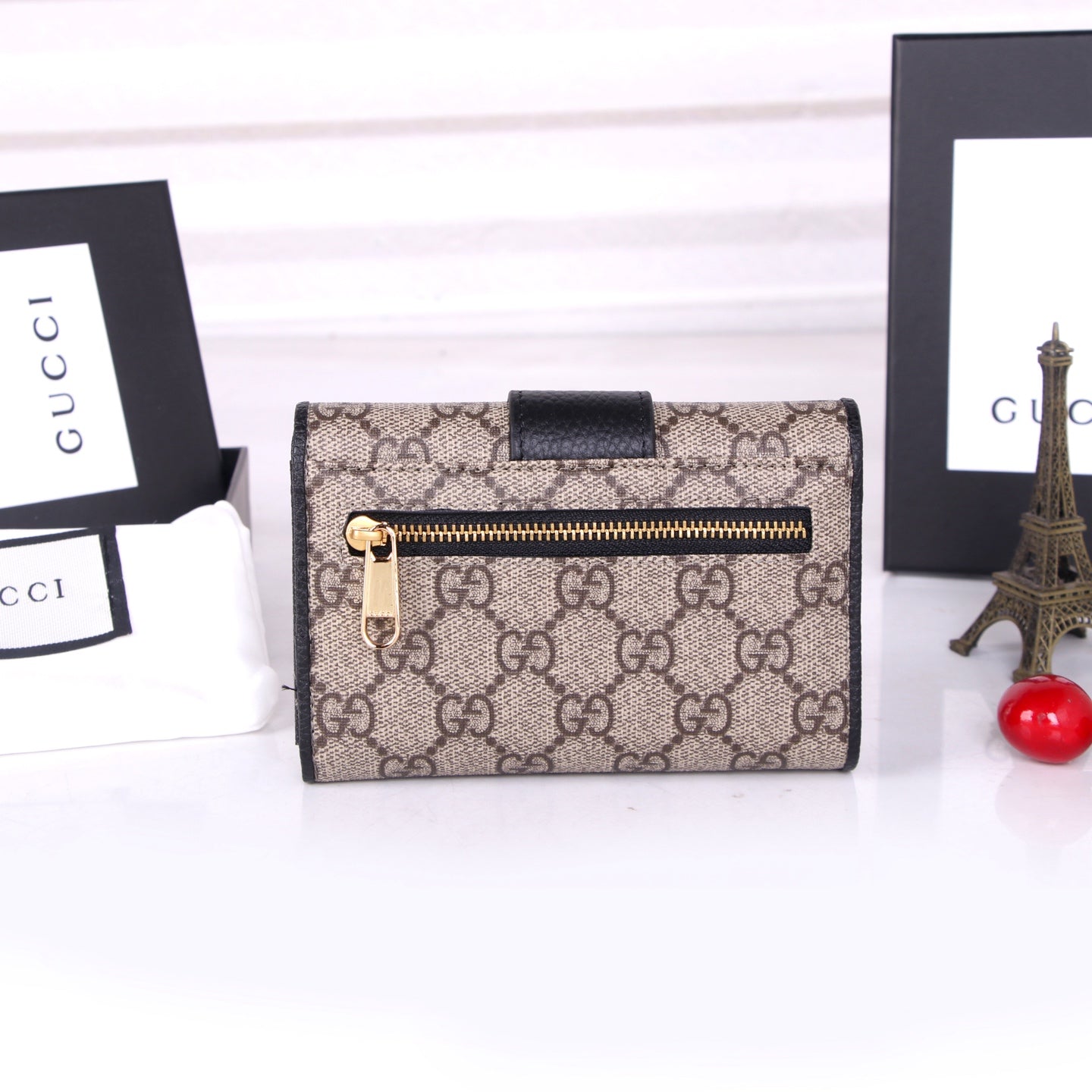 155NB52BDE Stylish leather bag