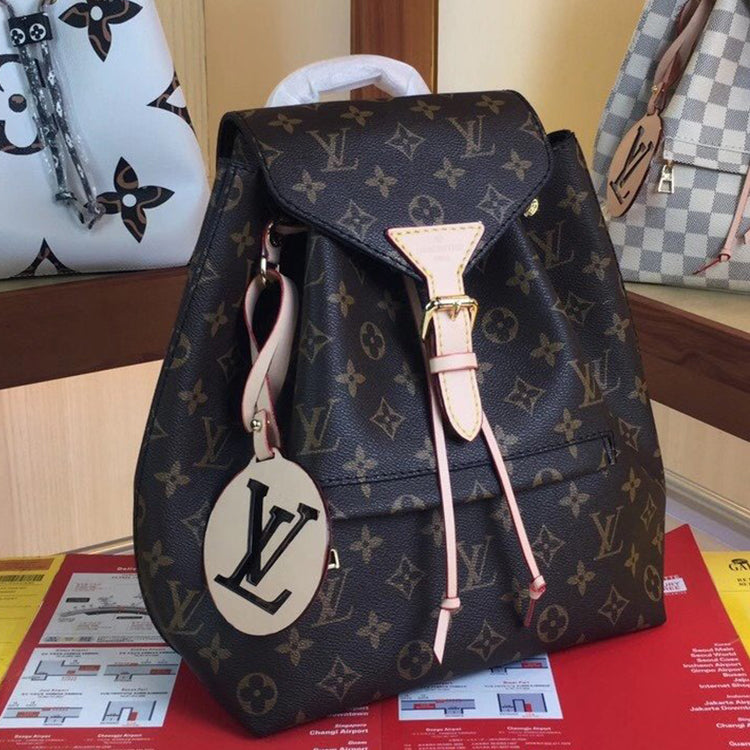 2E5BDE Stylish leather backpacks