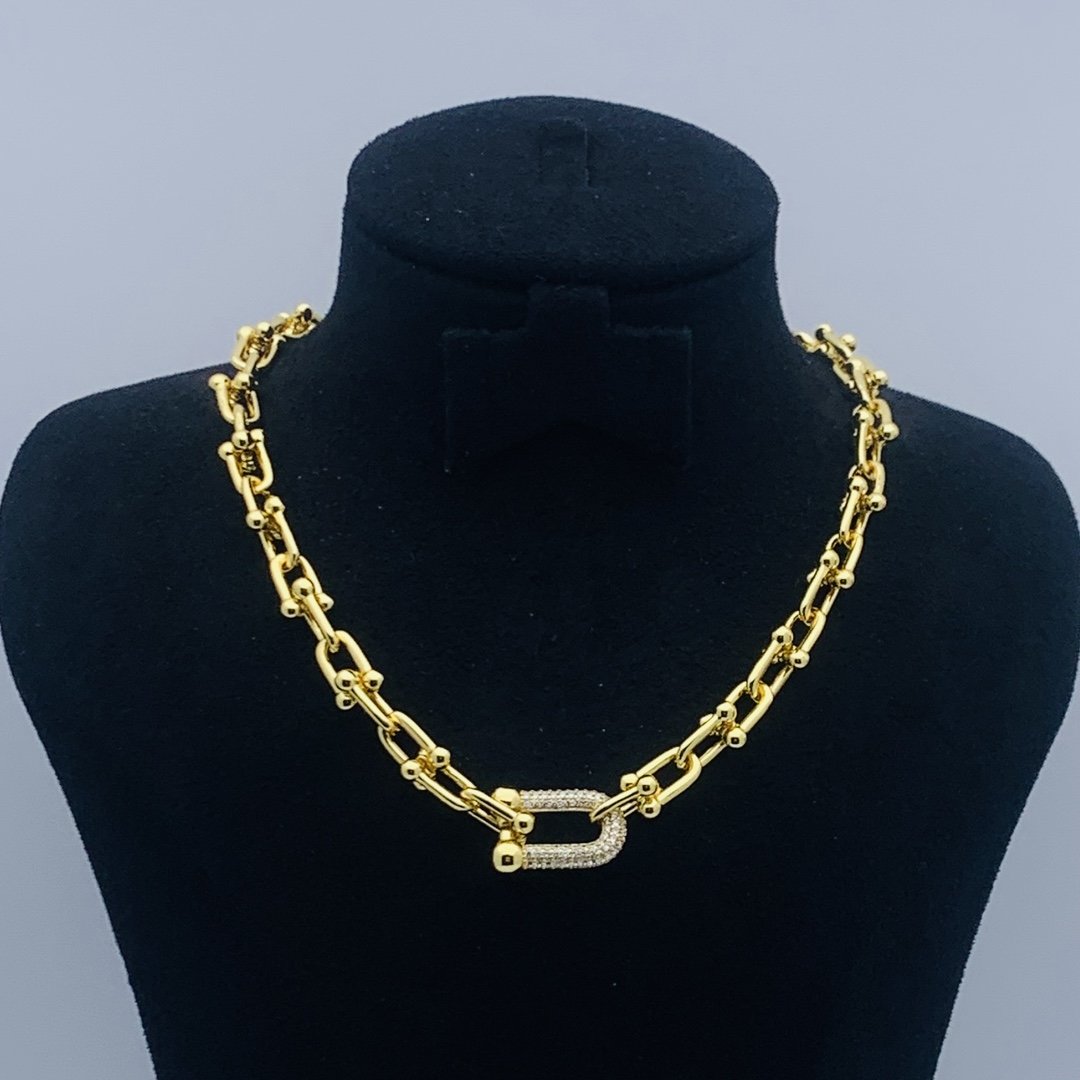 8XT31XDE Stylish Earring Bracelets Necklaces