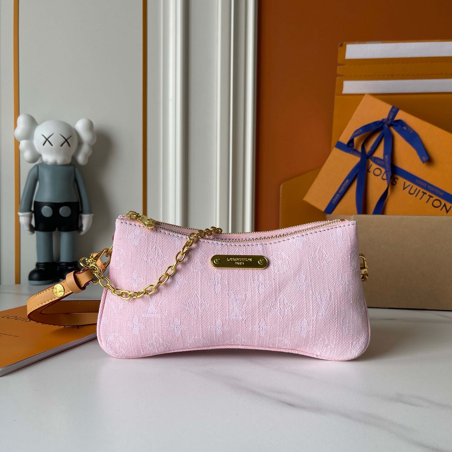 15RE30BDE Stylish bag