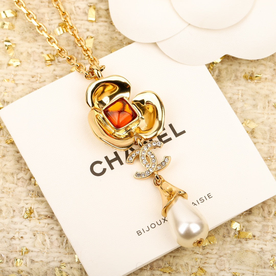 175RC88XDE Stylish Necklace