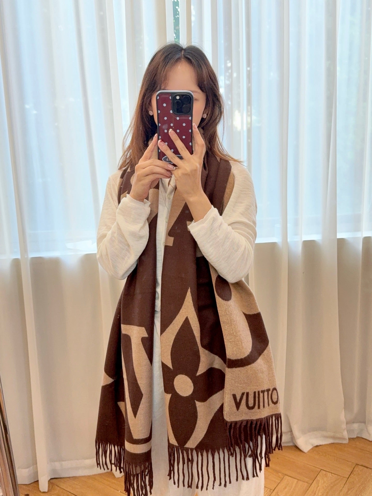185ZE66WDE Stylish Winter Scarves