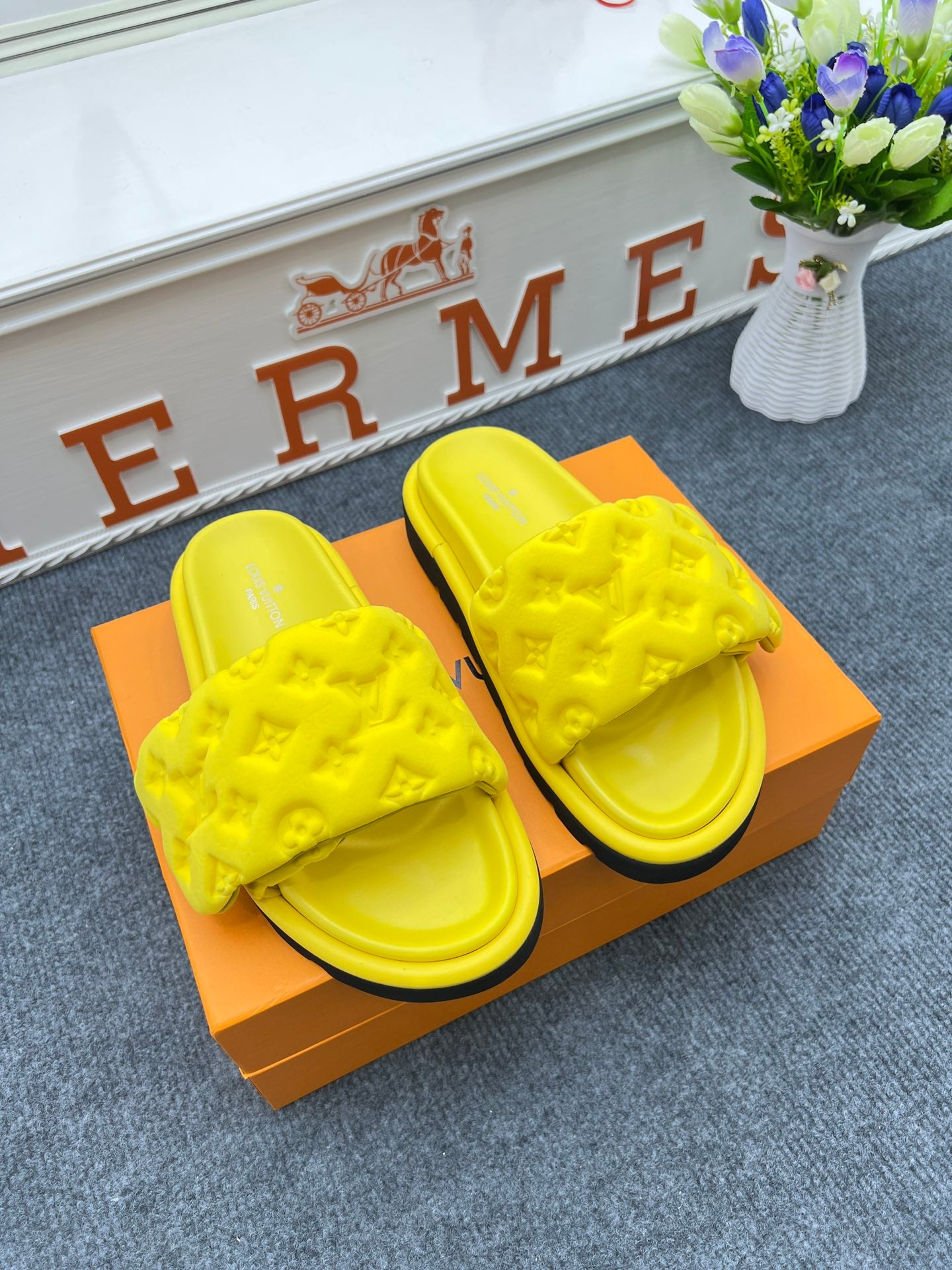 5YE115ZDE Stylish Slippers