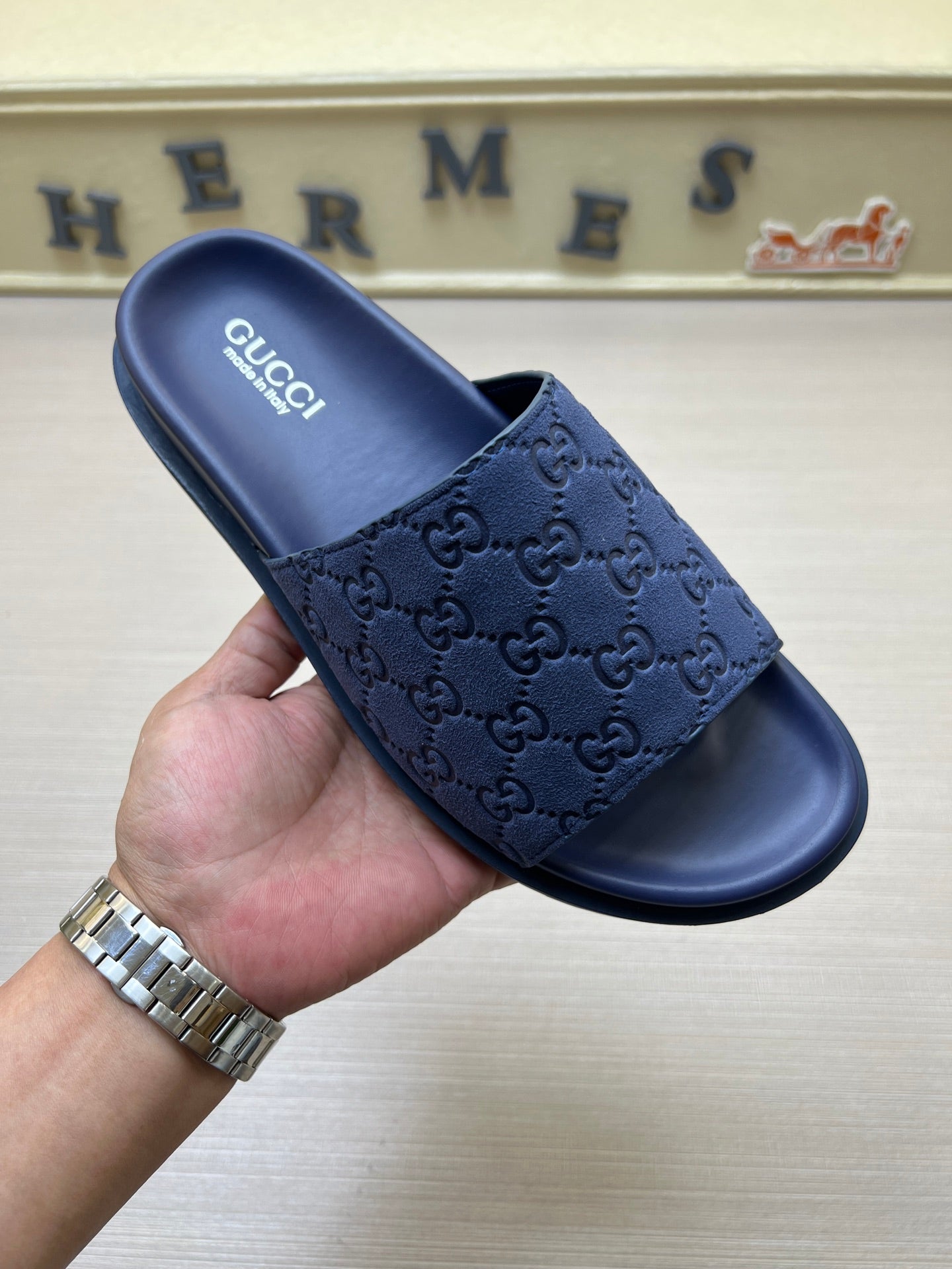 5QB15ZDE Stylish Slippers