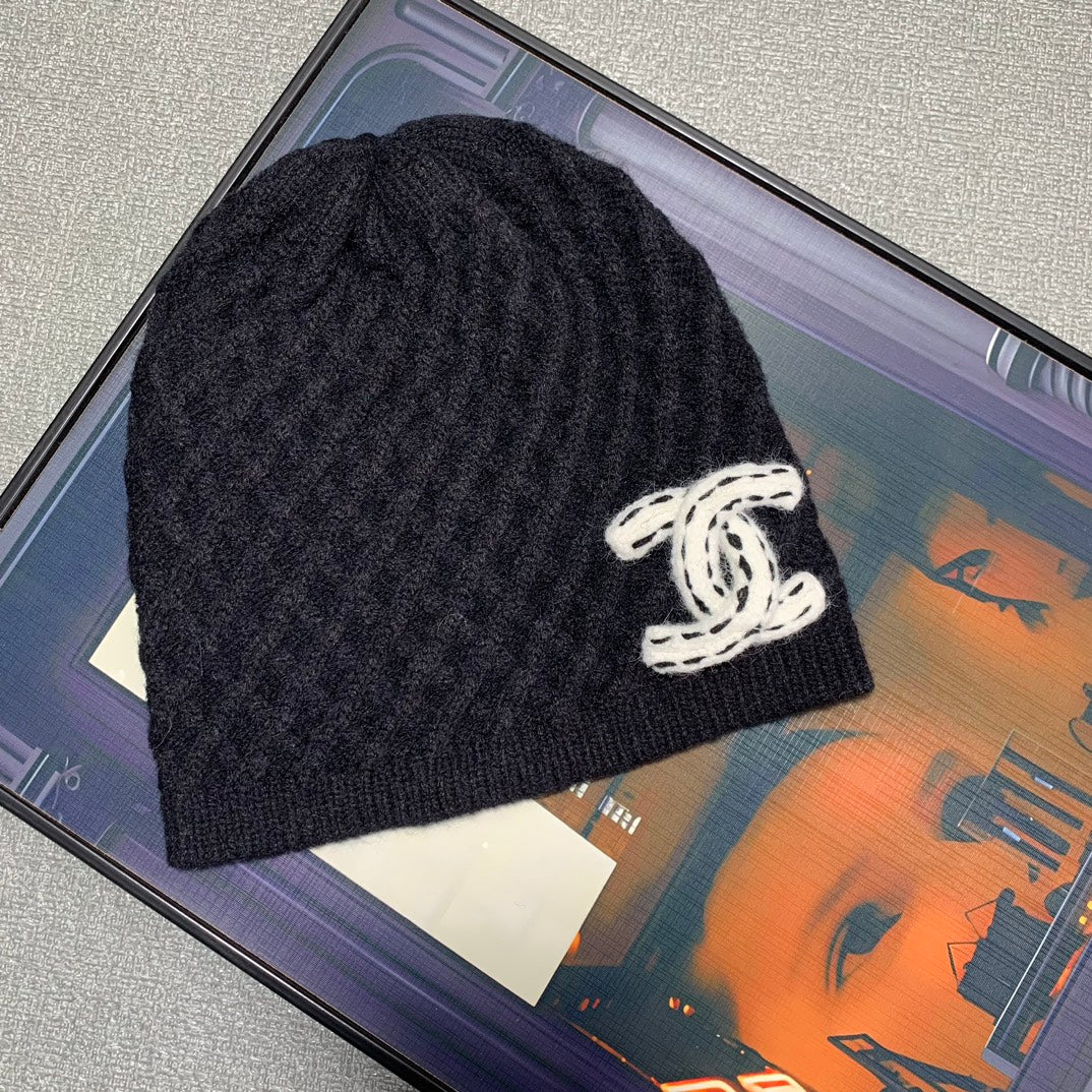 125ZC475MDE Stylish hats