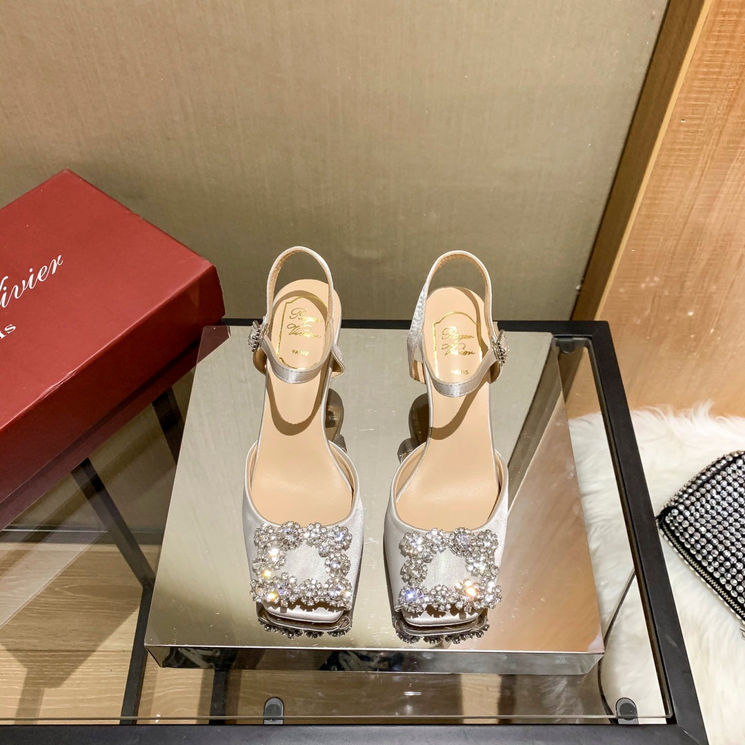14A82ZDE Stylish High heels