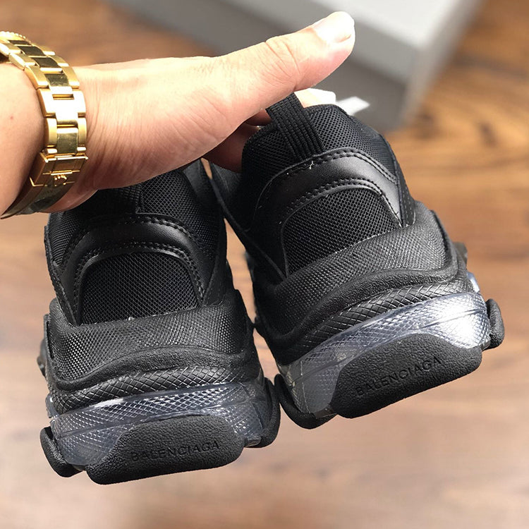 2J65ZDE Stylish Sneakers