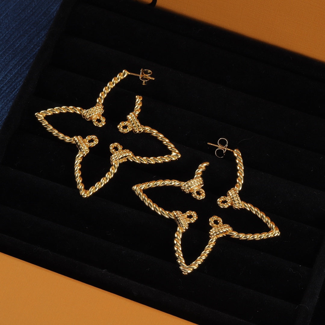 14E508EDE Stylish Earrings