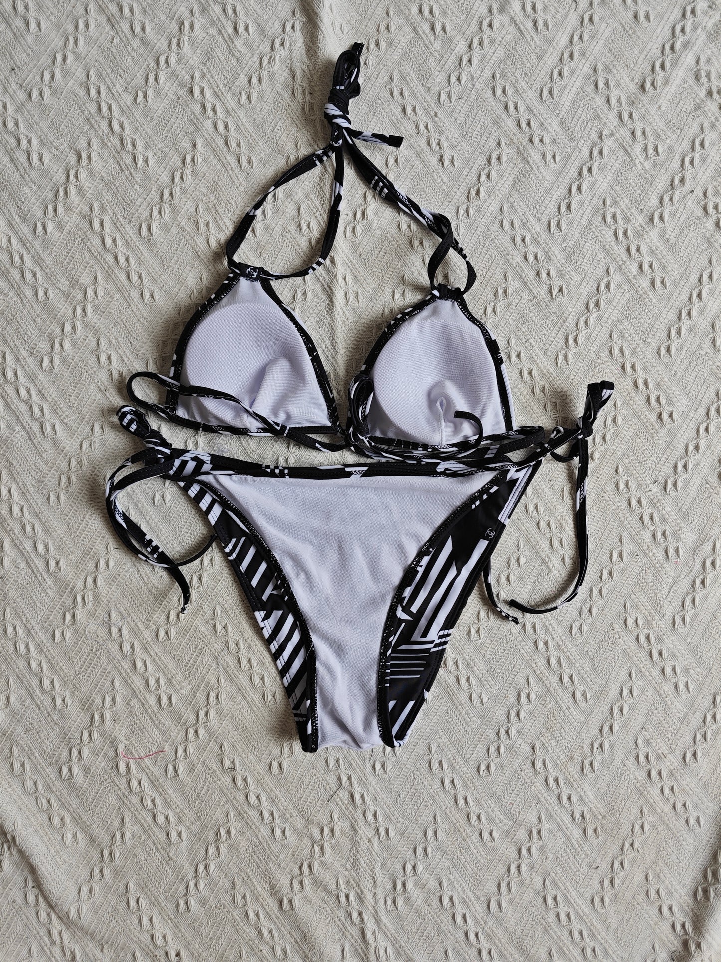 14C7YDE Stylish Bikini swimsuit