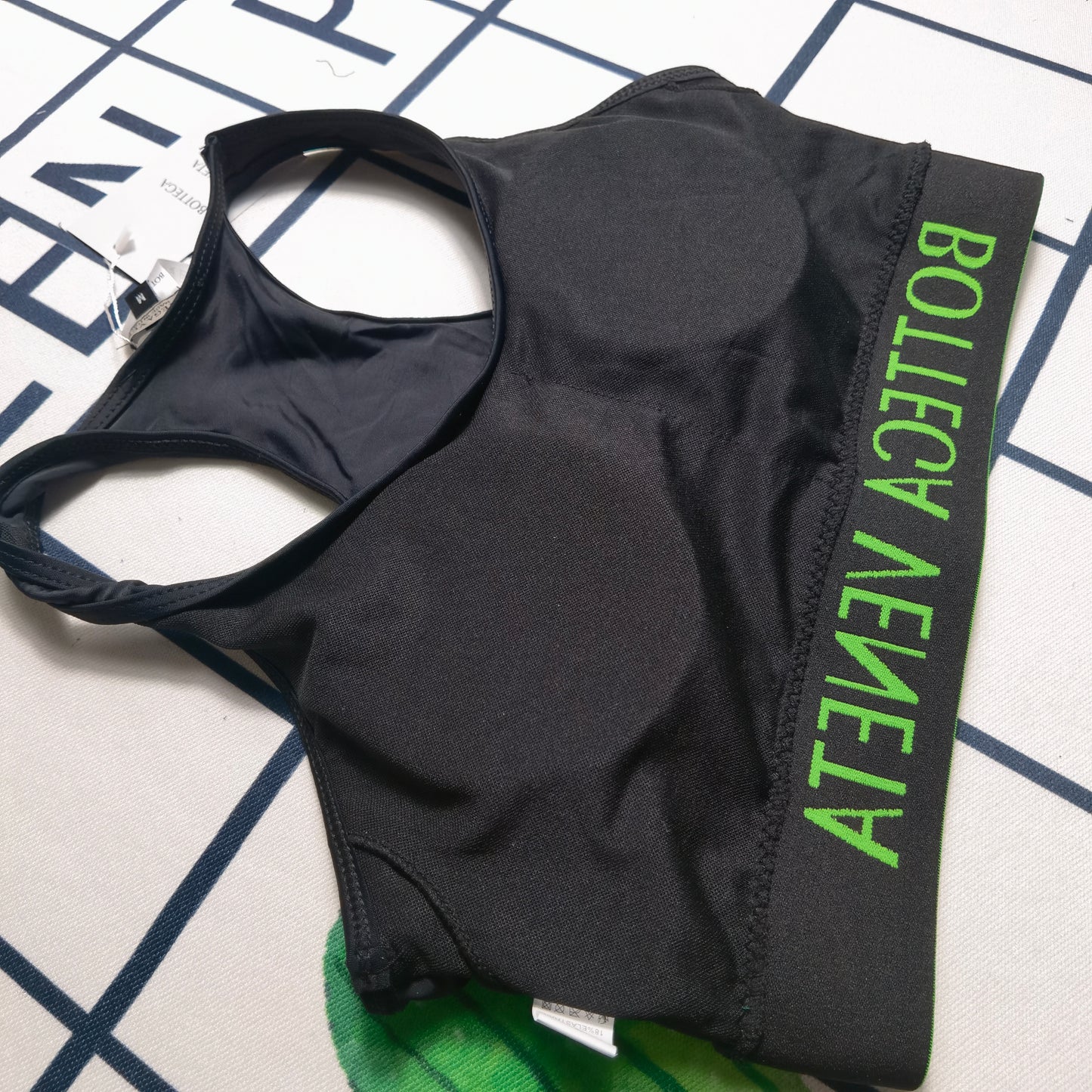 14A121YDE Stylish Long sleeve swimsuit