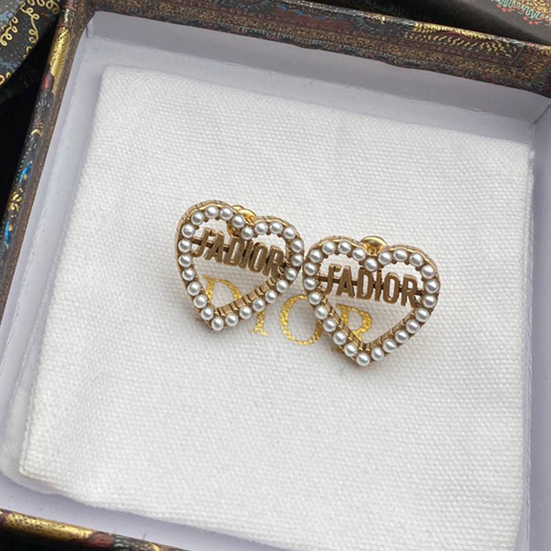 3D159EDE Stylish Earrings