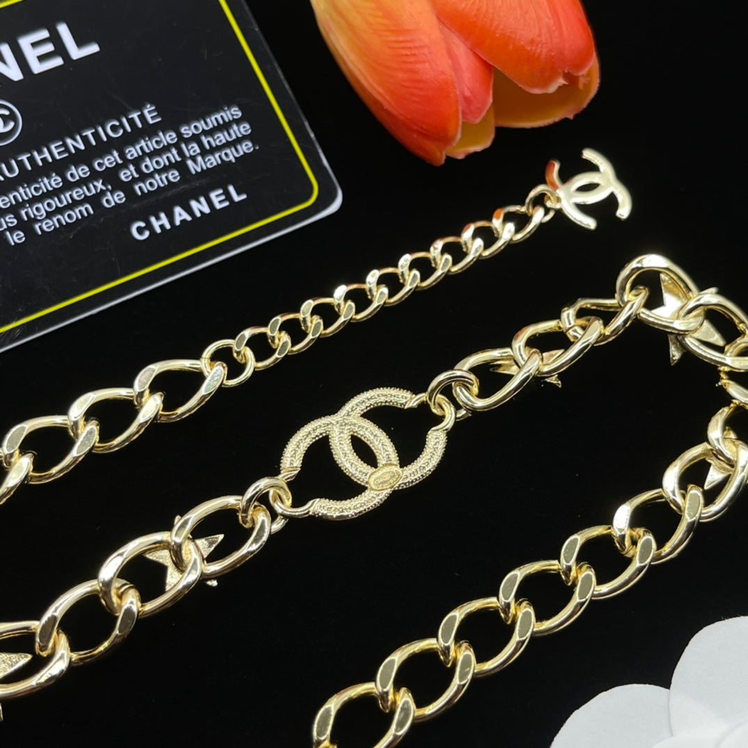 14C927XDE Stylish Necklaces