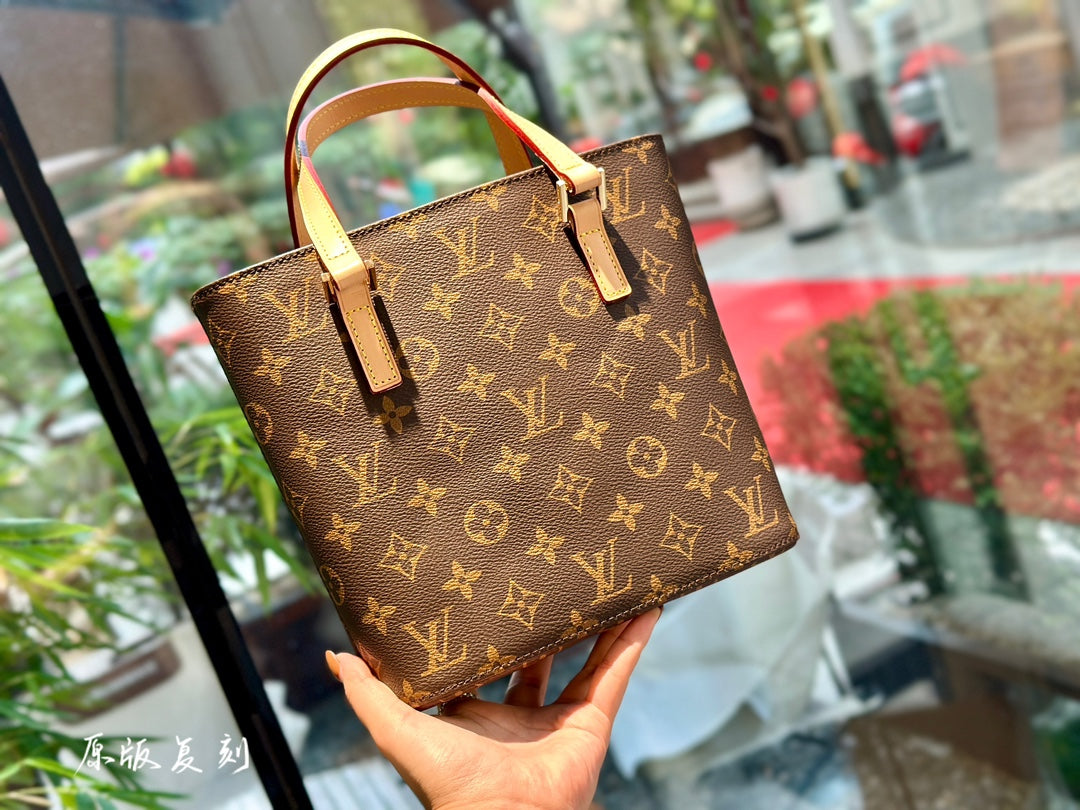 6XE128BDE Stylish leather bag