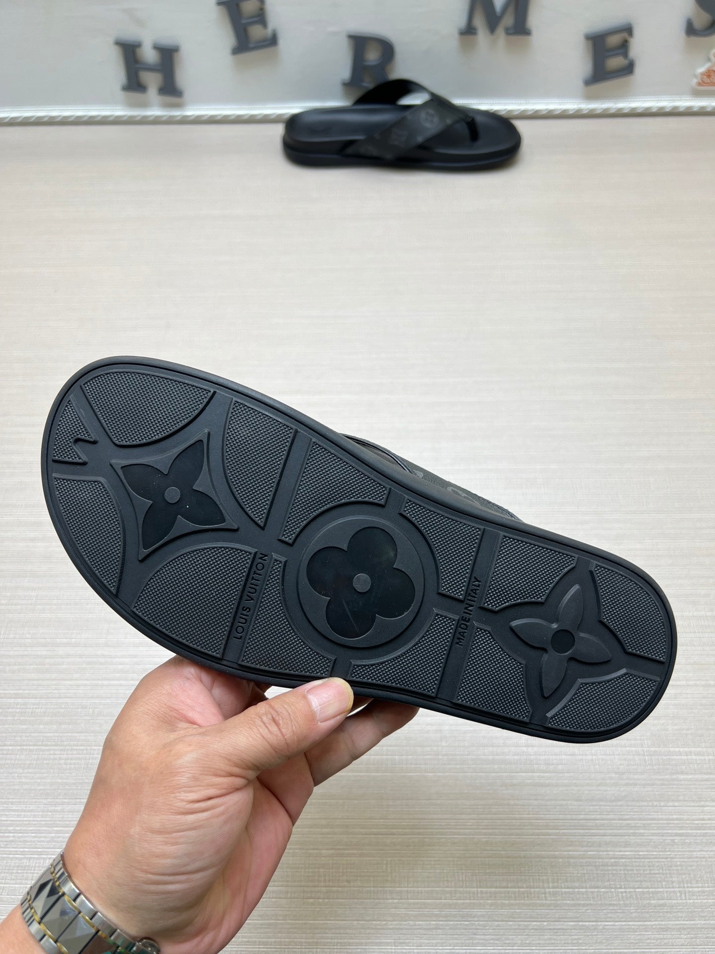 54E56ZDE Stylish slippers
