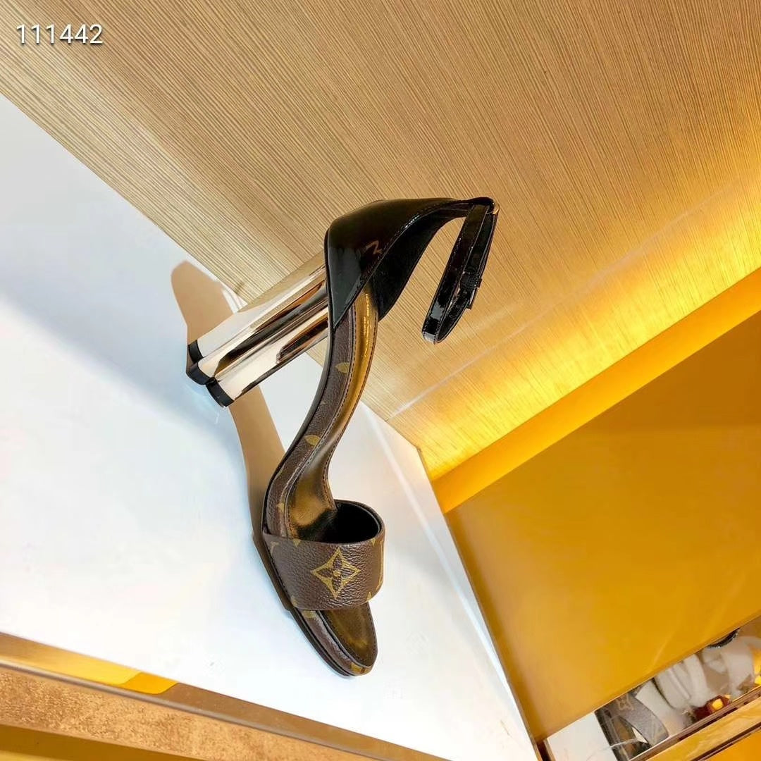 245RE30ZDE Stylish leather High heels