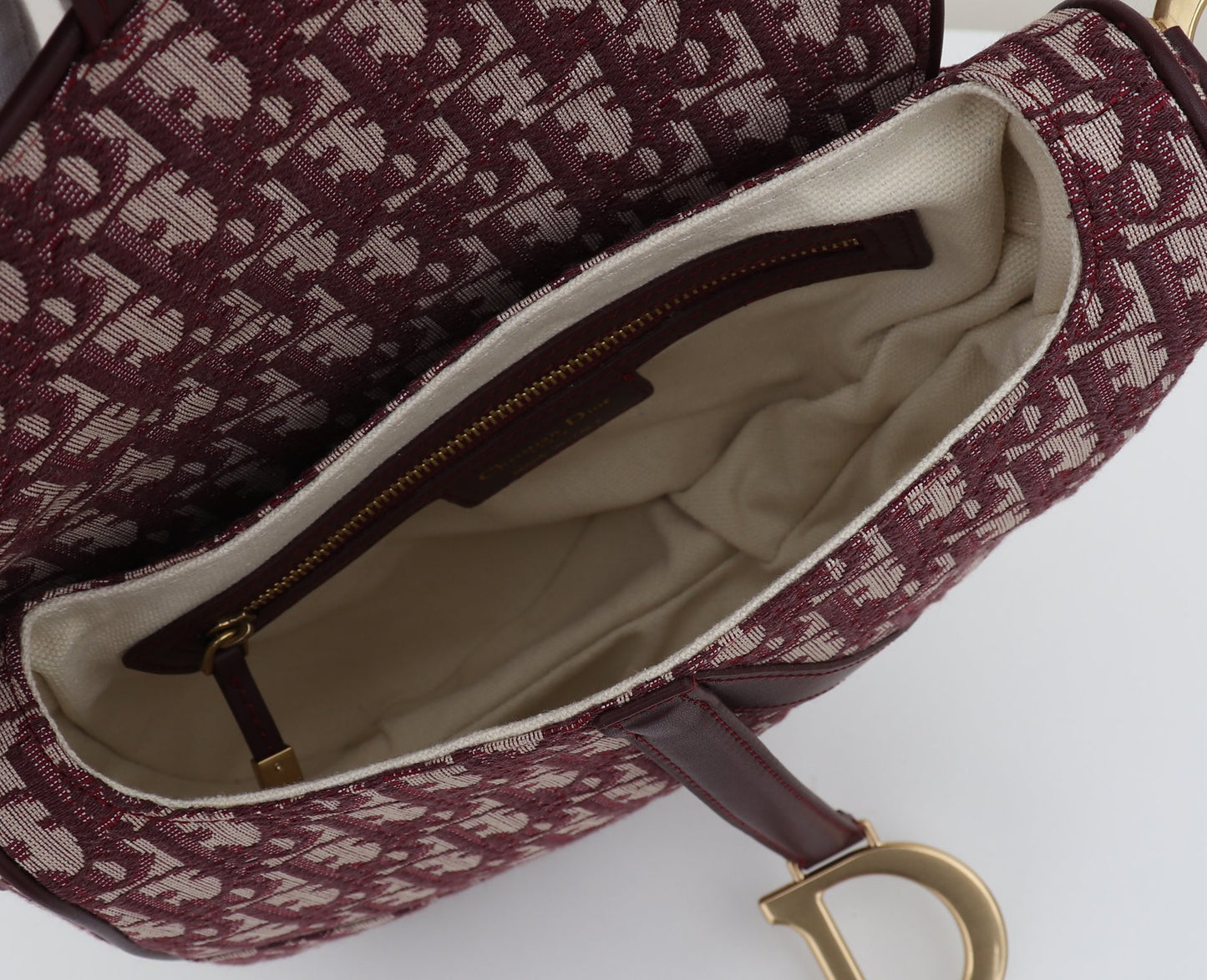 5D12BDE Stylish leather bag