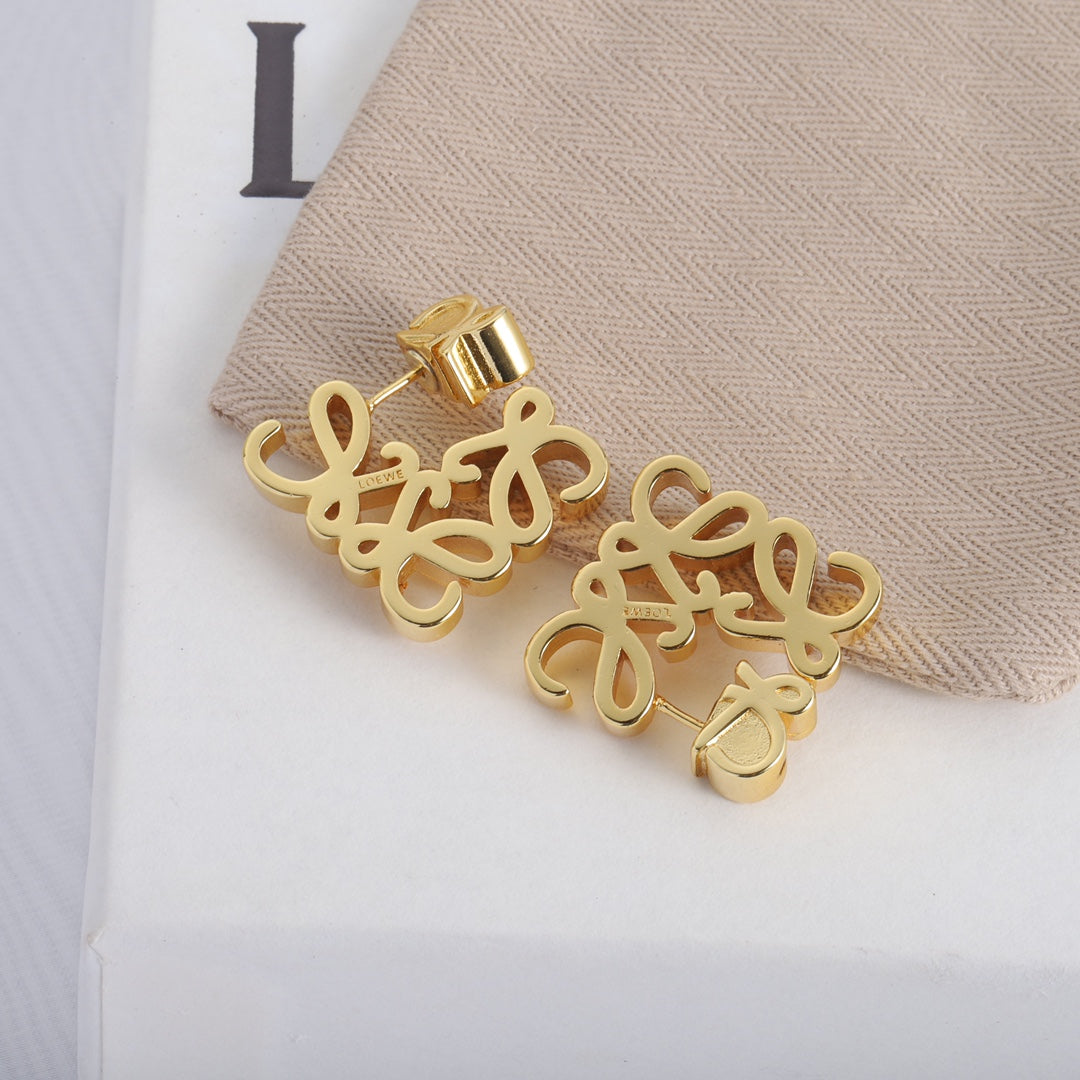 14A787EDE Stylish Earrings