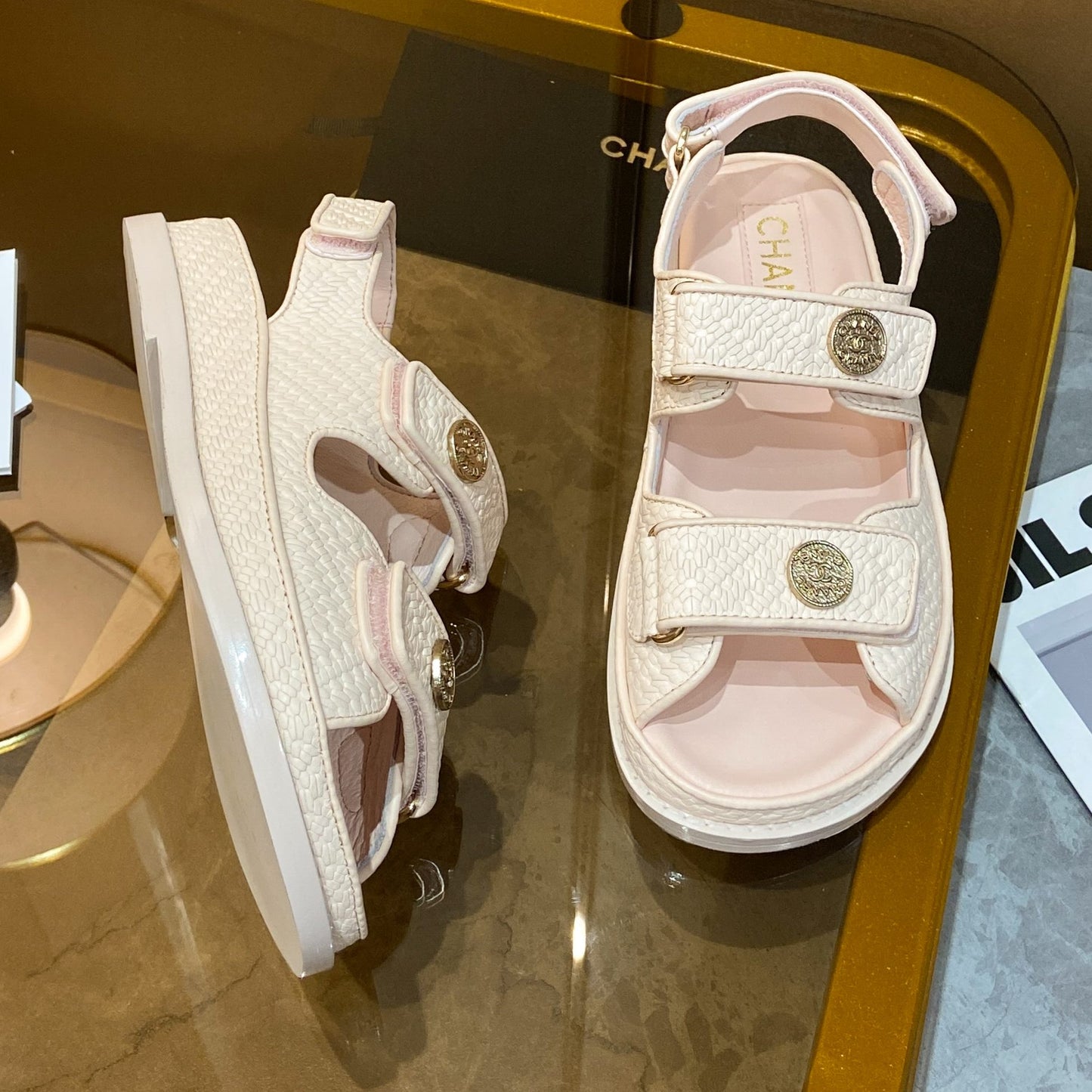 255QC49ZDE Stylish leather shoes