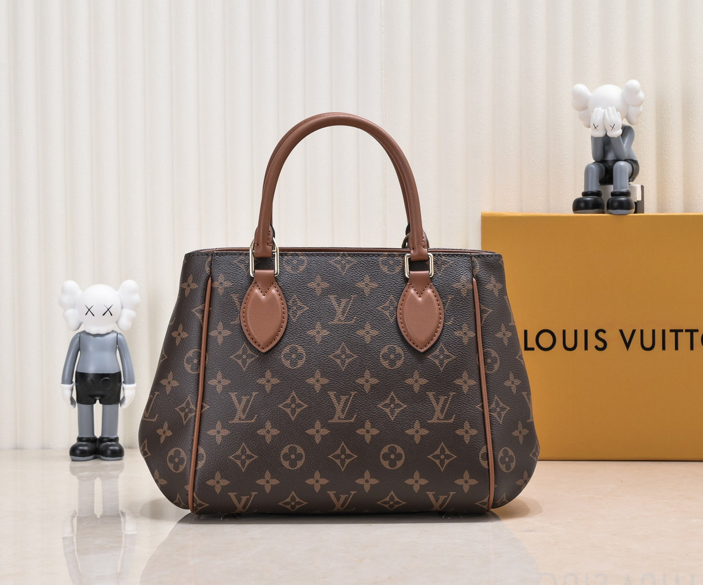 165NE102BDE Stylish leather bag