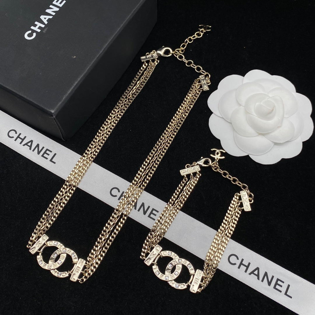 1YC121XDE Stylish Bracelets Necklaces