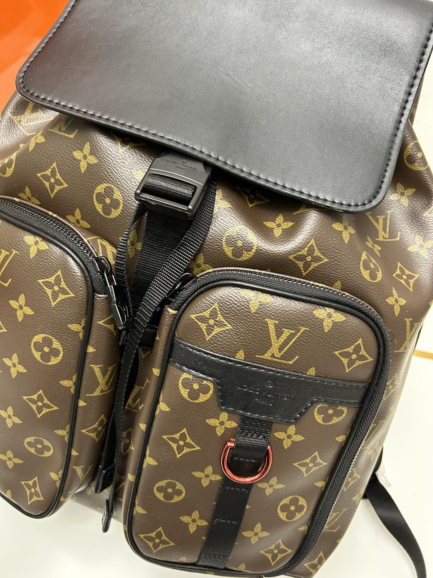1XE454BDE Stylish leather bag