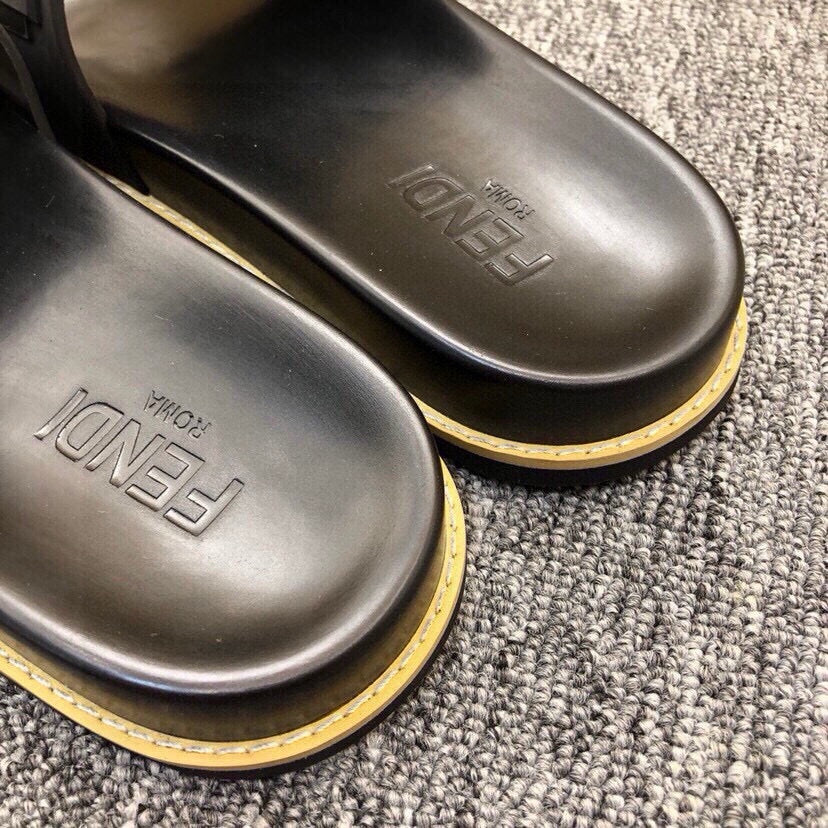 535ZF288ZDE Stylish Slippers
