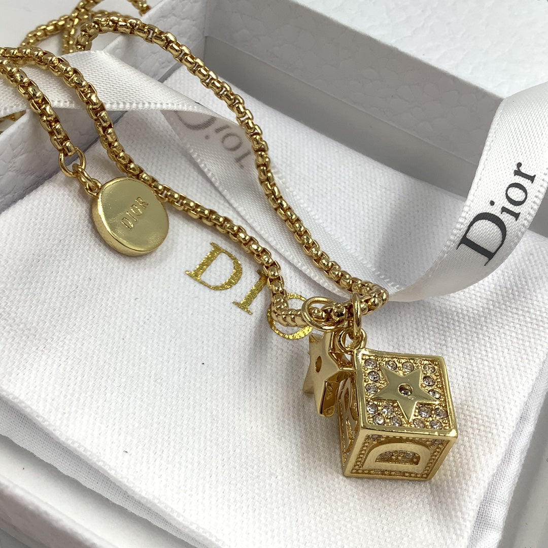 1YD253XDE Stylish Necklaces Earrings Bracelets