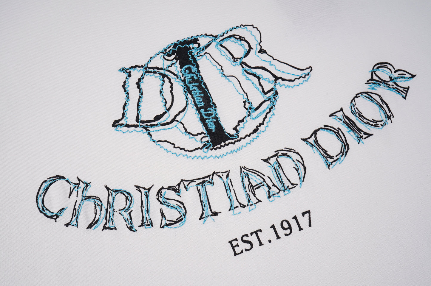 175ZD11UDE Stylish T-shirts