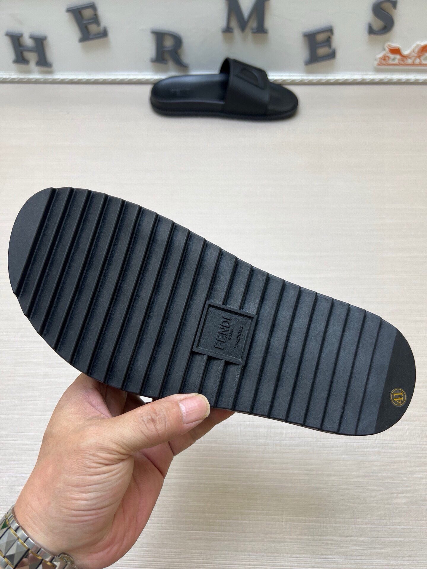 535ZF281ZDE Stylish Slippers