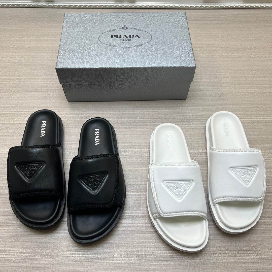 54PD6ZDE Stylish slippers