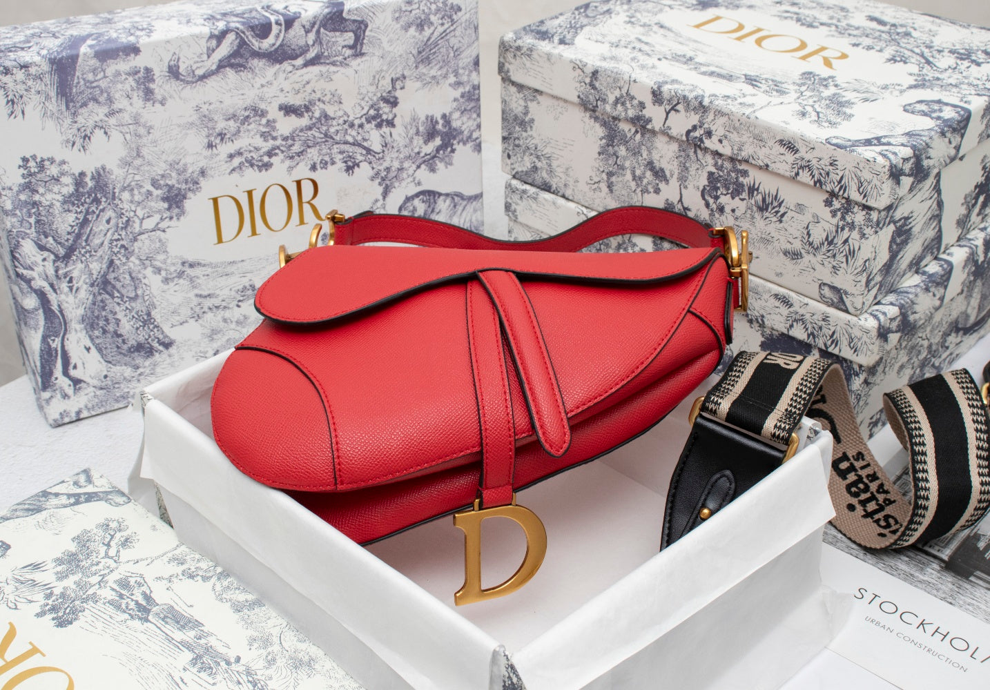 5D11BDE Stylish leather bag