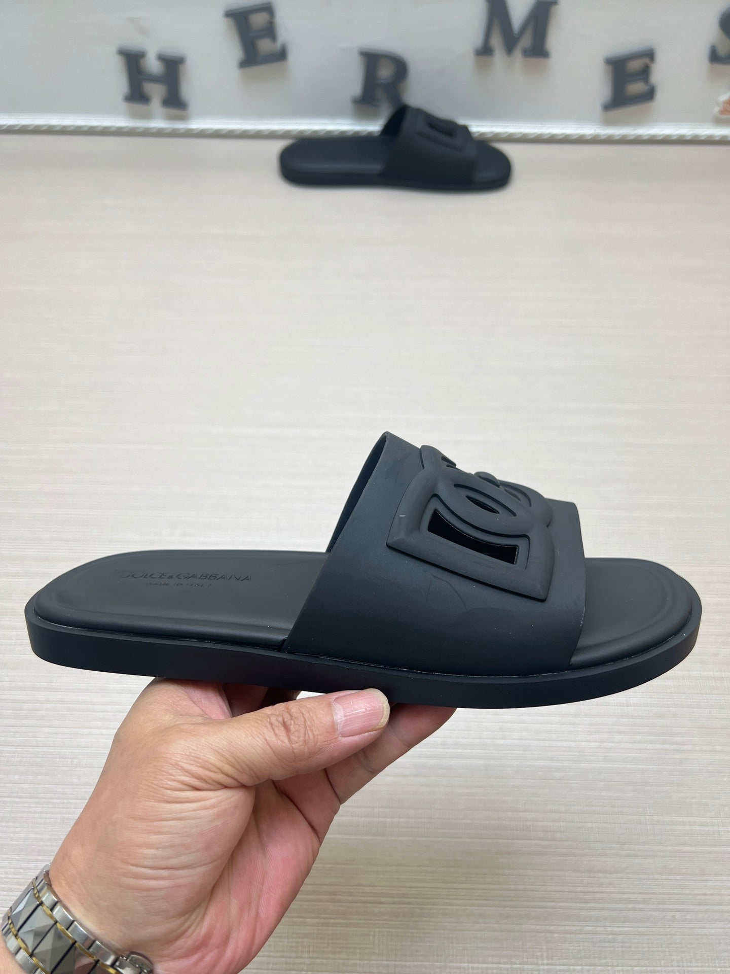 54A48ZDE Stylish slippers