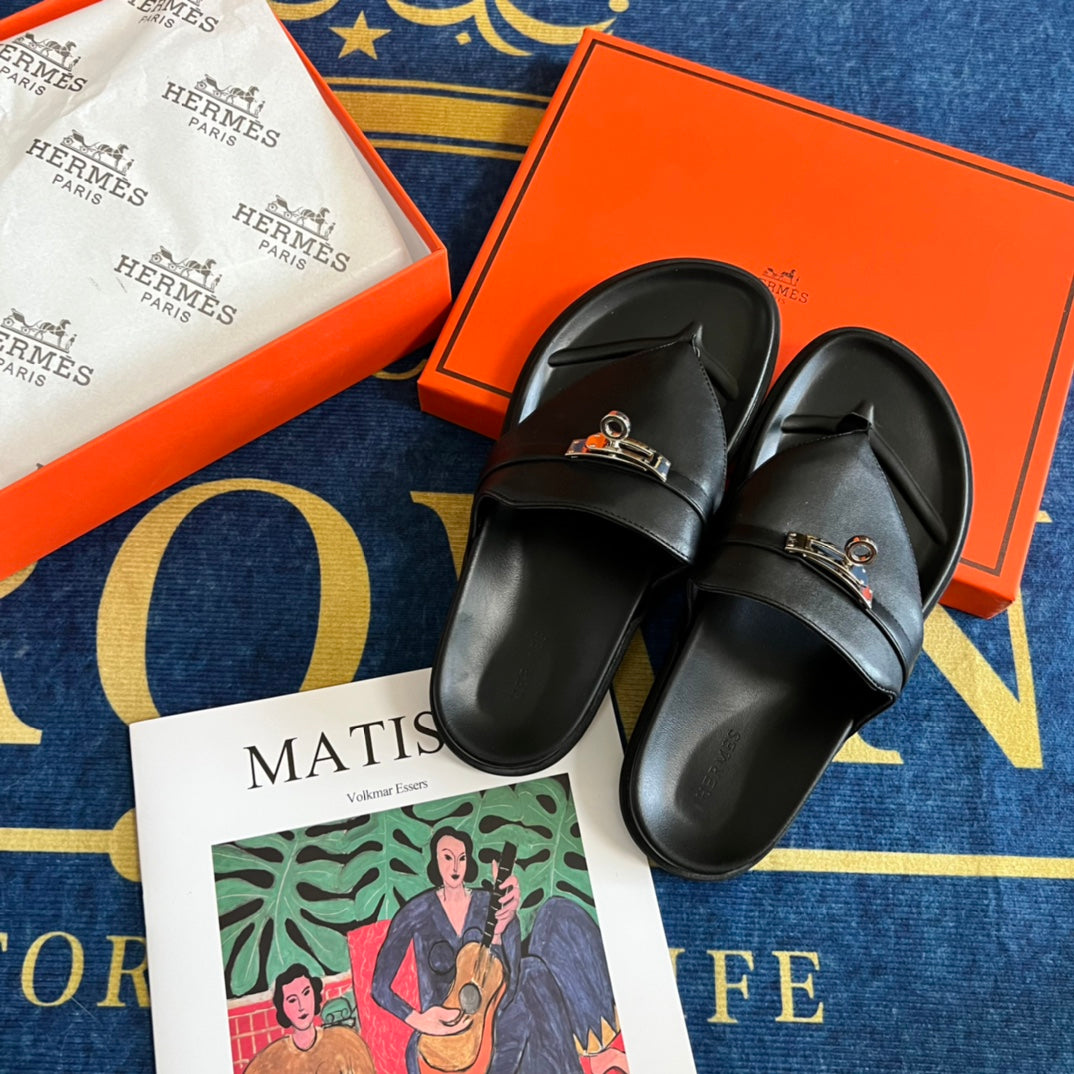 14H3ZDE Stylish Slippers