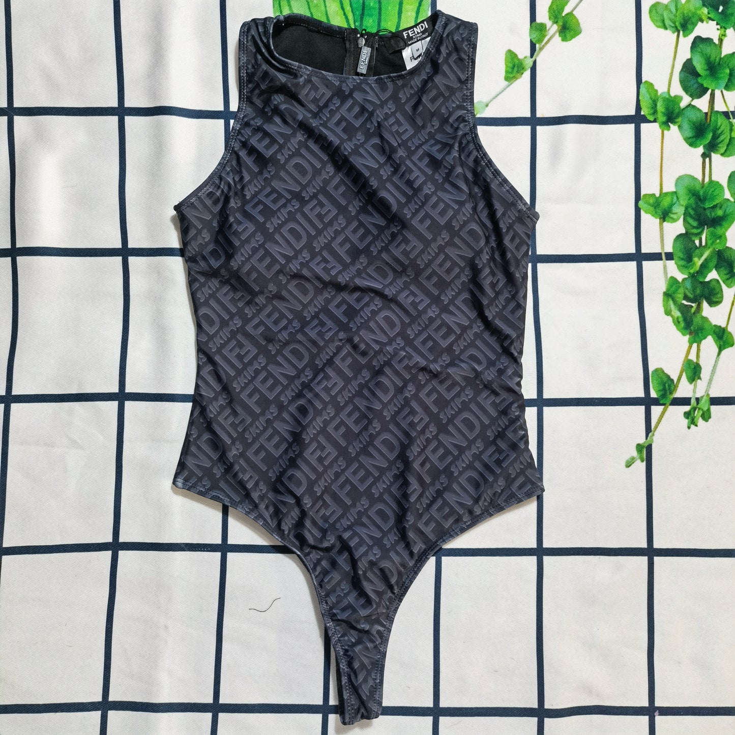 14F148YDE Stylish Bikini swimsuit